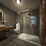 Velka Klajdovka Hotell