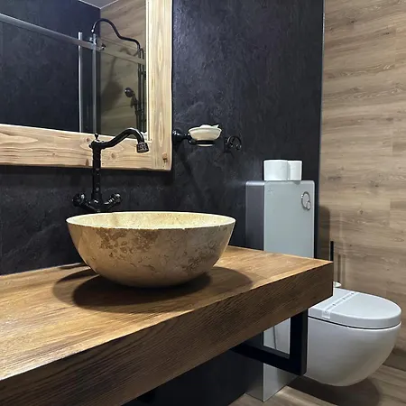 Velka Klajdovka Hotell