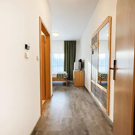 Velka Klajdovka Hotell