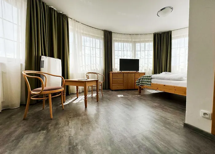 Hotel Velka Klajdovka 3*